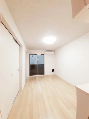 のマンスリーマンション・ウィークリーマンション「プラセール 102・洋室(No.1353627)」メイン画像