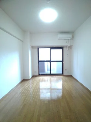 のマンスリーマンション・ウィークリーマンション「シューテル宝町 305・洋室(No.1353677)」メイン画像