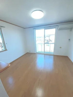 のマンスリーマンション・ウィークリーマンション「カーサ・ソレアード 201・洋室(No.1353686)」メイン画像