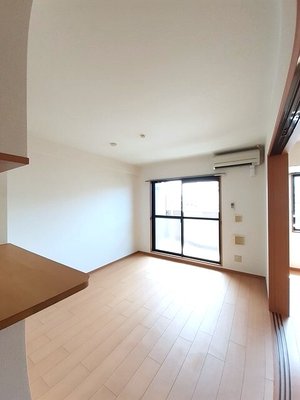 のマンスリーマンション・ウィークリーマンション「ハイツ・シンフォニー 202・洋室(No.1353804)」メイン画像