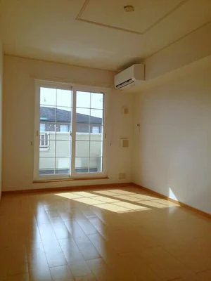 のマンスリーマンション・ウィークリーマンション「アンソレイエⅢ 201・洋室(No.1353806)」メイン画像