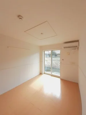 のマンスリーマンション・ウィークリーマンション「プリムローズ　ノユルⅢ 102・洋室(No.1353810)」メイン画像