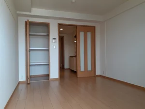 大阪市のマンスリーマンション・ウィークリーマンション「サンリット　オカ 503・洋室(No.1353842)」メイン画像