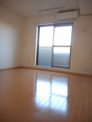 公立昭和病院周辺のマンスリーマンション・ウィークリーマンション「ボヤージュ・アン・バトー 103・洋室(No.1353844)」メイン画像