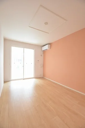 のマンスリーマンション・ウィークリーマンション「エン　フィールド 102・洋室(No.1353861)」メイン画像