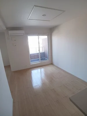 のマンスリーマンション・ウィークリーマンション「プリムローズ　ガーデンヴィラＢ 202・洋室(No.1353871)」メイン画像