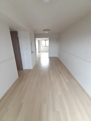 のマンスリーマンション・ウィークリーマンション「クレスト／／タウン　Ⅰ 203・洋室(No.1353893)」メイン画像