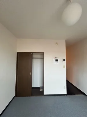 のマンスリーマンション・ウィークリーマンション「レオパレスコーポテラダ 303(No.1354068)」メイン画像