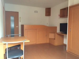 のマンスリーマンション・ウィークリーマンション「レオパレスフリーダム　南金目 102(No.1354359)」メイン画像