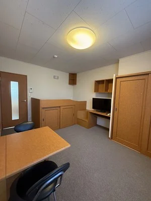 のマンスリーマンション・ウィークリーマンション「レオパレスシュガーハイム 202(No.1355337)」メイン画像