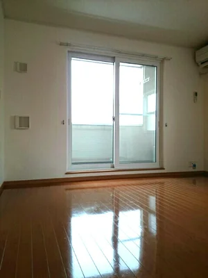 のマンスリーマンション・ウィークリーマンション「ソレアード・パレス 101・洋室(No.1355968)」メイン画像