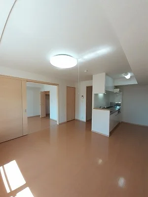 のマンスリーマンション・ウィークリーマンション「グランド　コモンズ 302・洋室(No.1355971)」メイン画像