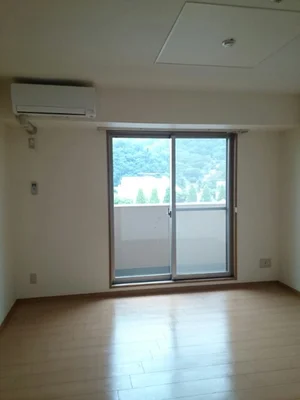 のマンスリーマンション・ウィークリーマンション「パールヒルズ入江町 705・洋室(No.1356023)」メイン画像