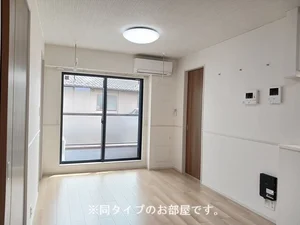 のマンスリーマンション・ウィークリーマンション「カーサ・ヴェルデ 203・洋室(No.1356148)」メイン画像