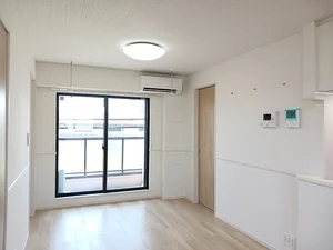 のマンスリーマンション・ウィークリーマンション「カーサ・ヴェルデ 203・洋室(No.1356148)」メイン画像