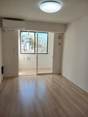 のマンスリーマンション・ウィークリーマンション「ヒカルサ熊谷石原サウス 104・洋室(No.1356177)」メイン画像