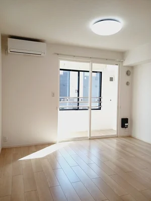 のマンスリーマンション・ウィークリーマンション「ヒカルサ熊谷石原ノース 202・洋室(No.1356181)」メイン画像