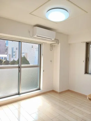 のマンスリーマンション・ウィークリーマンション「リーヴァ蛍田 104・洋室(No.1356192)」メイン画像