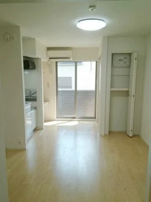 のマンスリーマンション・ウィークリーマンション「プラシードヴィータ 101・洋室(No.1356221)」メイン画像