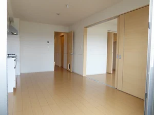 のマンスリーマンション・ウィークリーマンション「ビューテラス物集女 102・洋室(No.1356305)」メイン画像