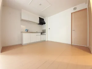 のマンスリーマンション・ウィークリーマンション「トレノ・イリーデⅡ 101・洋室(No.1356356)」メイン画像