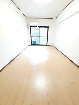 広島県のマンスリーマンション・ウィークリーマンション「Ｂｅｌｌｅ　Ｄｅｍｅｕｒｕ　ｙ 106・洋室(No.1356552)」メイン画像