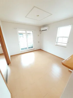 のマンスリーマンション・ウィークリーマンション「ベル　フィオーレ　Ⅱ 203・洋室(No.1356557)」メイン画像