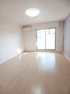 のマンスリーマンション・ウィークリーマンション「ワイズ　エスト 303・洋室(No.1356606)」メイン画像