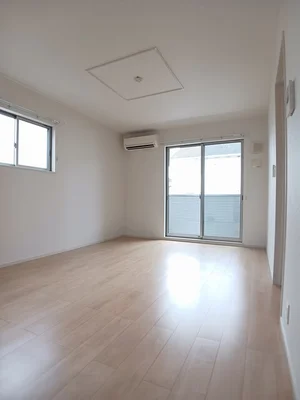 のマンスリーマンション・ウィークリーマンション「アルバーダ　Ⅱ 104・洋室(No.1356714)」メイン画像