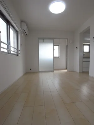 のマンスリーマンション・ウィークリーマンション「フラン　ヴォワリエ 302・洋室(No.1356734)」メイン画像