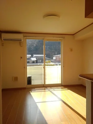 のマンスリーマンション・ウィークリーマンション「ソレアードⅣ 201・洋室(No.1356772)」メイン画像