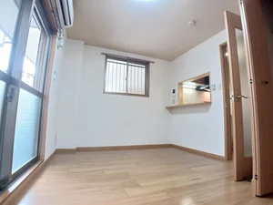 のマンスリーマンション・ウィークリーマンション「カサ・デローザ 103・洋室(No.1356832)」メイン画像