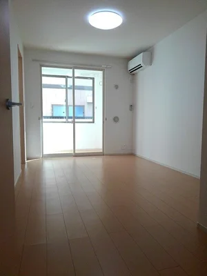 日本海総合病院周辺のマンスリーマンション・ウィークリーマンション「ル　シェルブルー 102・洋室(No.1356841)」メイン画像