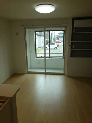 鶴岡市立荘内病院周辺のマンスリーマンション・ウィークリーマンション「カーサ・キリゾエ 101・洋室(No.1356847)」メイン画像