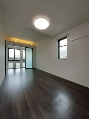 のマンスリーマンション・ウィークリーマンション「サッチノ．１ 201・洋室(No.1357010)」メイン画像