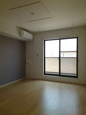 のマンスリーマンション・ウィークリーマンション「ロッソ・ビアンコ 202・洋室(No.1357012)」メイン画像