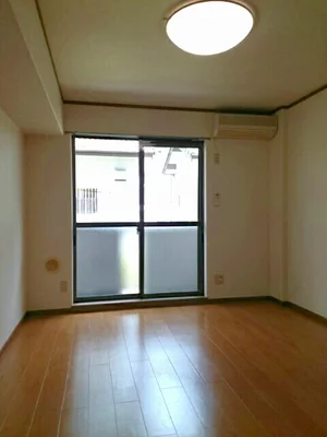 のマンスリーマンション・ウィークリーマンション「ホワイト・リバー 102・洋室(No.1357051)」メイン画像