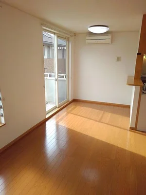 広島県のマンスリーマンション・ウィークリーマンション「メゾン　ド　コルヌイエ 201・洋室(No.1357093)」メイン画像