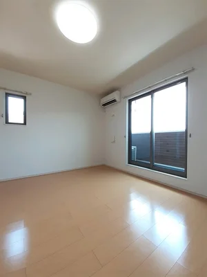 福山市のマンスリーマンション・ウィークリーマンション「プティ　ヴィラージュ　千田 201・洋室(No.1357106)」メイン画像