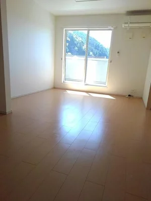 のマンスリーマンション・ウィークリーマンション「サンファミールⅢＡ 202・洋室(No.1357131)」メイン画像