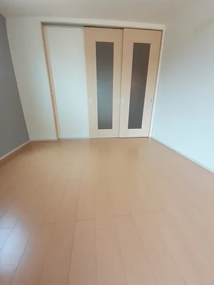 佐賀県のマンスリーマンション・ウィークリーマンション「シャトー・ソレイユ・Ｓ・Ｙ 102・洋室(No.1357132)」メイン画像