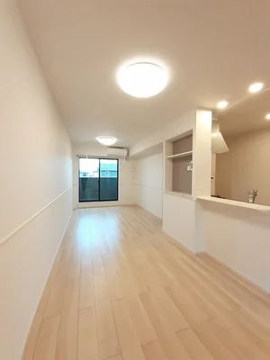 のマンスリーマンション・ウィークリーマンション「ブロッサムズ浜　Ａ 203・洋室(No.1357144)」メイン画像