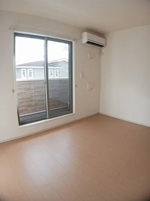 徳島県のマンスリーマンション・ウィークリーマンション「カーサ　アルベロディピノＡ 201・洋室(No.1357160)」メイン画像