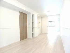 羽後牛島駅（秋田県）のマンスリーマンション・ウィークリーマンション「ＫＡＺＡＧＵＲＵＭＡ　Ⅴ 103・洋室(No.1357516)」メイン画像