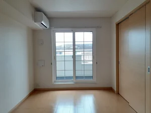 のマンスリーマンション・ウィークリーマンション「ドリーム　ブラッサム　Ⅱ 202・洋室(No.1357602)」メイン画像