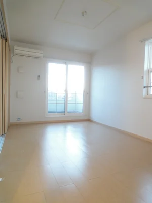 のマンスリーマンション・ウィークリーマンション「プルメリア　イースト　Ｂ 201・洋室(No.1357606)」メイン画像