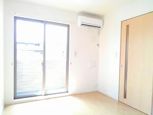 のマンスリーマンション・ウィークリーマンション「睦乃郷　東棟 102・洋室(No.1357811)」メイン画像