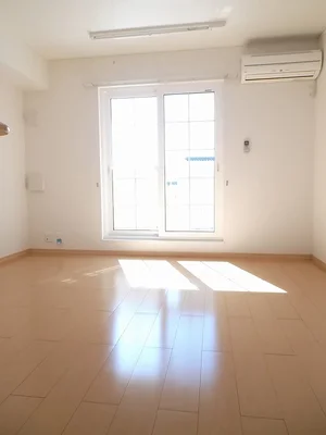 のマンスリーマンション・ウィークリーマンション「ＳＯＵＴＨＰＡＲＫＫＩＲＡＲＩ 202・洋室(No.1357895)」メイン画像