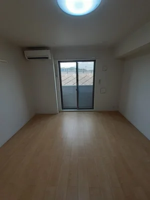 のマンスリーマンション・ウィークリーマンション「カメリア　菅田 106・洋室(No.1357915)」メイン画像