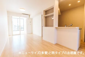 富山県のマンスリーマンション・ウィークリーマンション「シャトー　ソレイユⅢ　Ｂ 203・洋室(No.1357954)」メイン画像